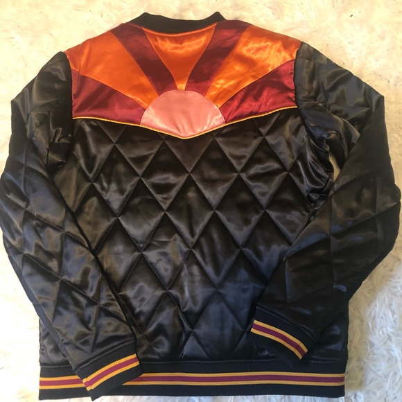 Blck Quilted 70s inspired satin jacket w/ sunburst - Picture 2 of 7